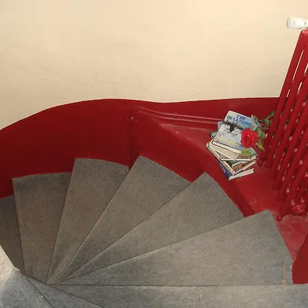 La Maison De Justine